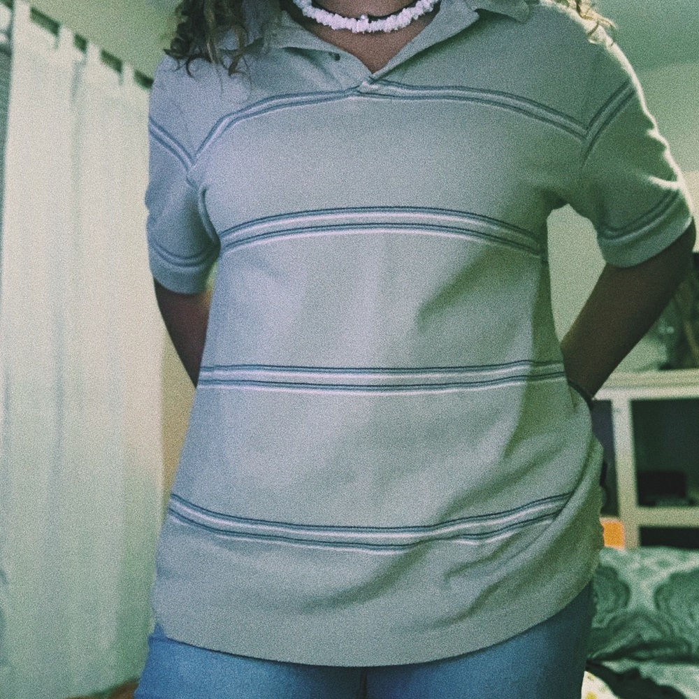 striped tee ☮️